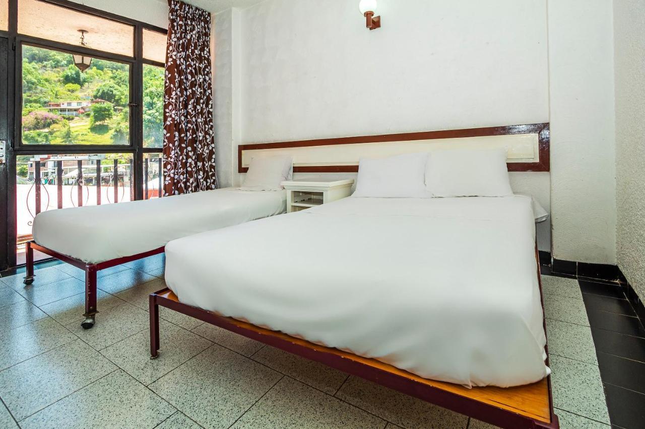Capital O Hotel Del Real Temascaltepec Exterior photo